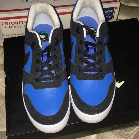 Nike SB Delta Force - Picture 1 of 4